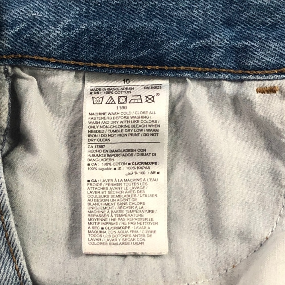❌RELISTED❌ Two Pair Girls Denim Shorts Size 10 - Cat & Jack, Old Navy Cut-Offs - Picture 8 of 13